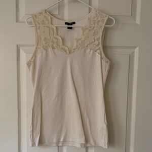 $2! 5 for $10 🔥H&M Cream Lace-Detail Sleeveless Camisole